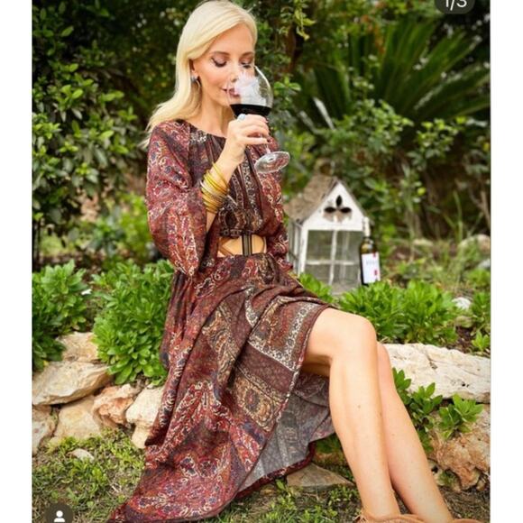 ZARA BLOGGER FAVORITE PRINTED MIDI DRESS BRICK - Picture 2 of 13